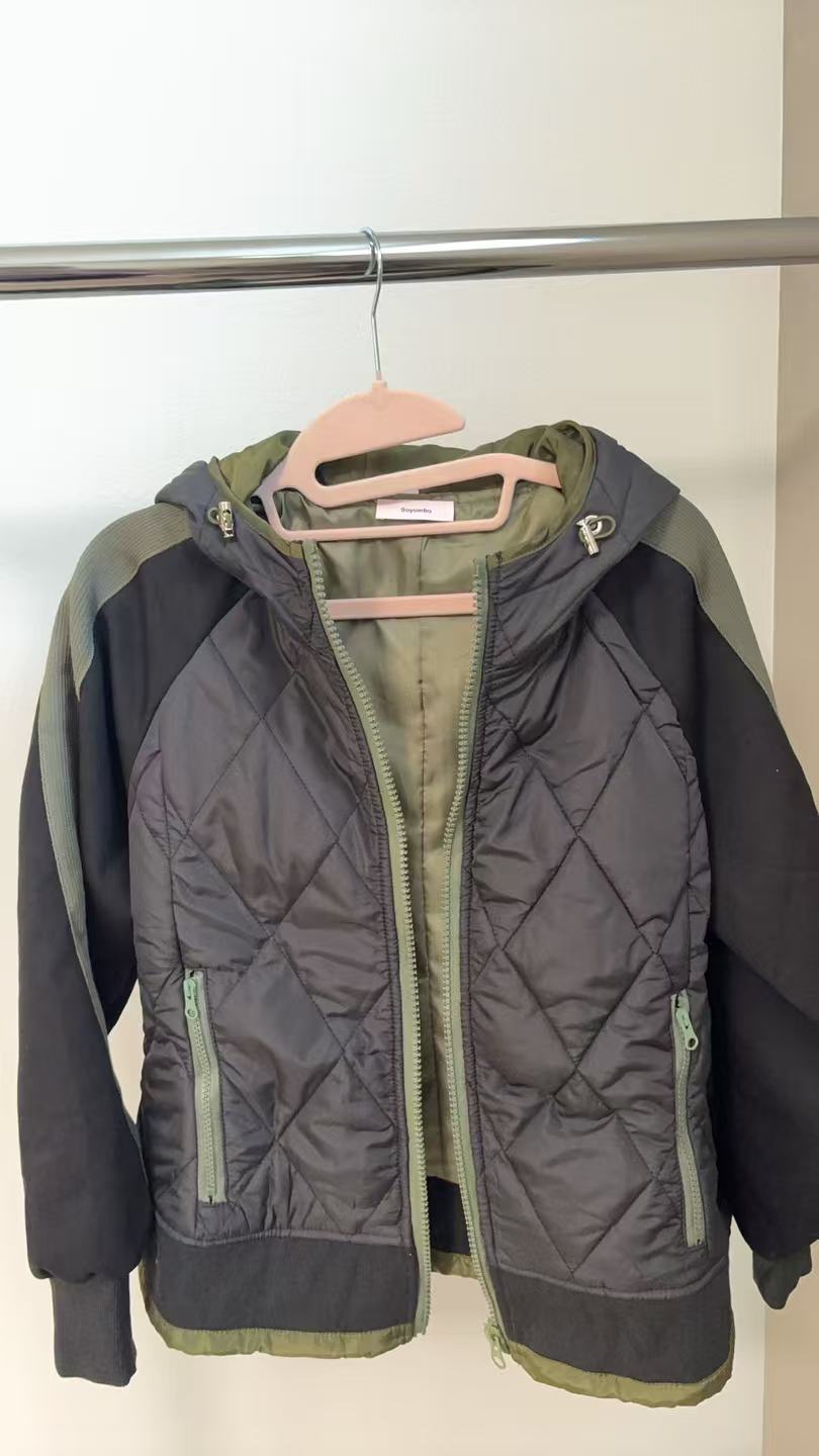 異素材コンビ ダイヤモンドキルト ハイブリッド・フーディージャケット