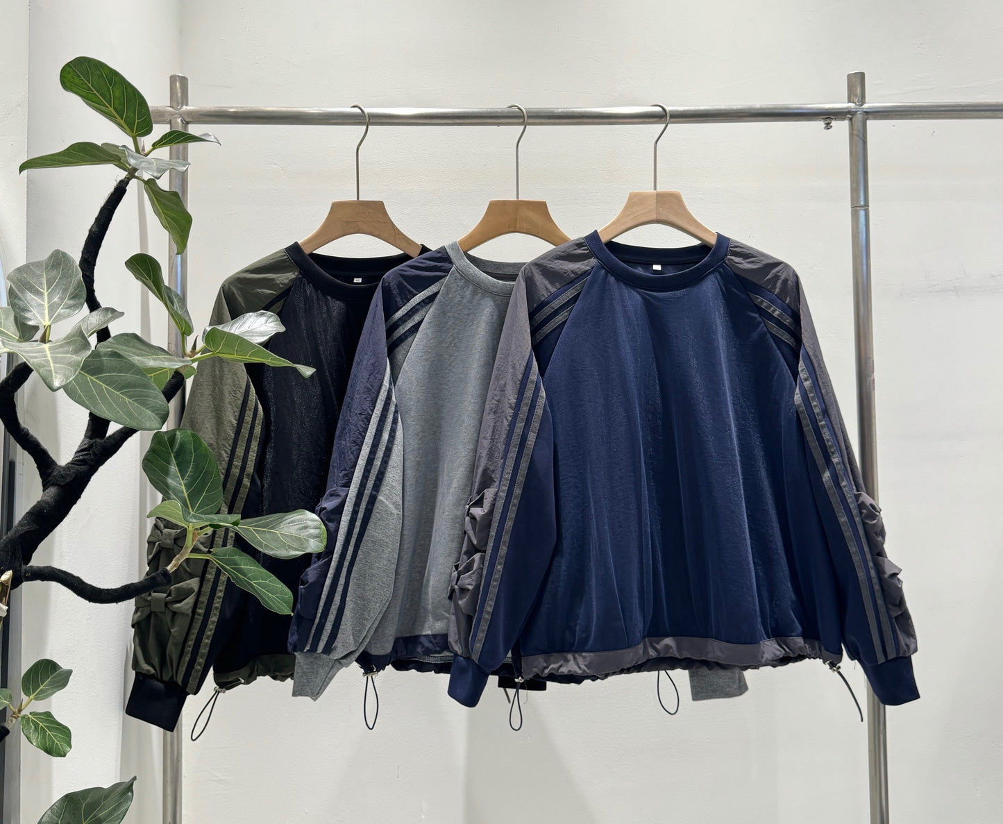 袖リボン×サイドライン 裾ドロスト デザイントップス（全3色）