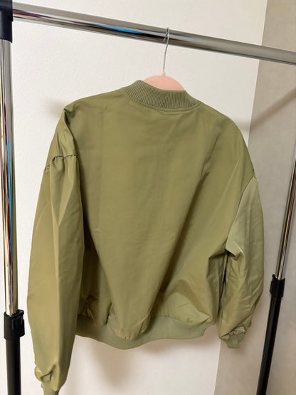 Volume sleeve bomber jacket