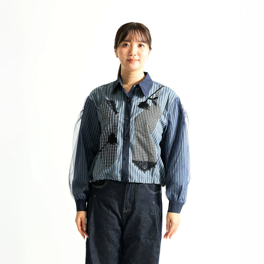 大人の遊び心を纏う。チェック切替×チュールスリーブ ストライプシャツ