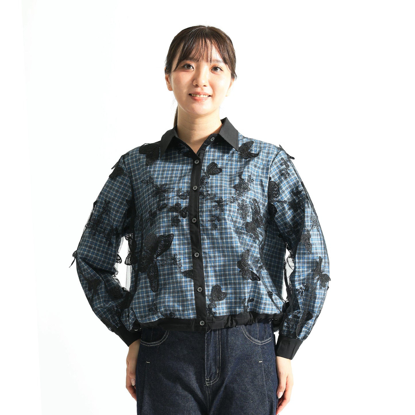 【幻想的な美しさ】バタフライ刺繍×チュール重ね チェック柄デザインシャツ