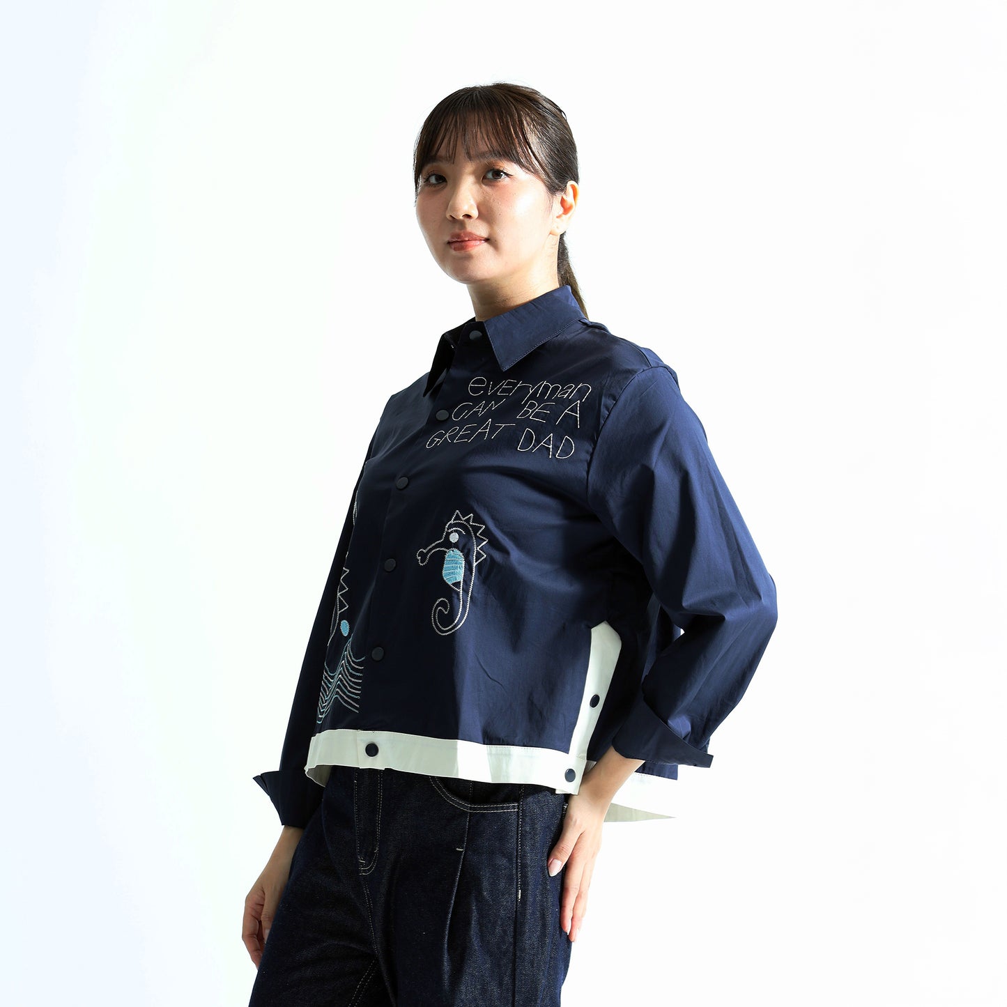 大人の遊び心。刺繍デザイン コットンシャツブルゾン