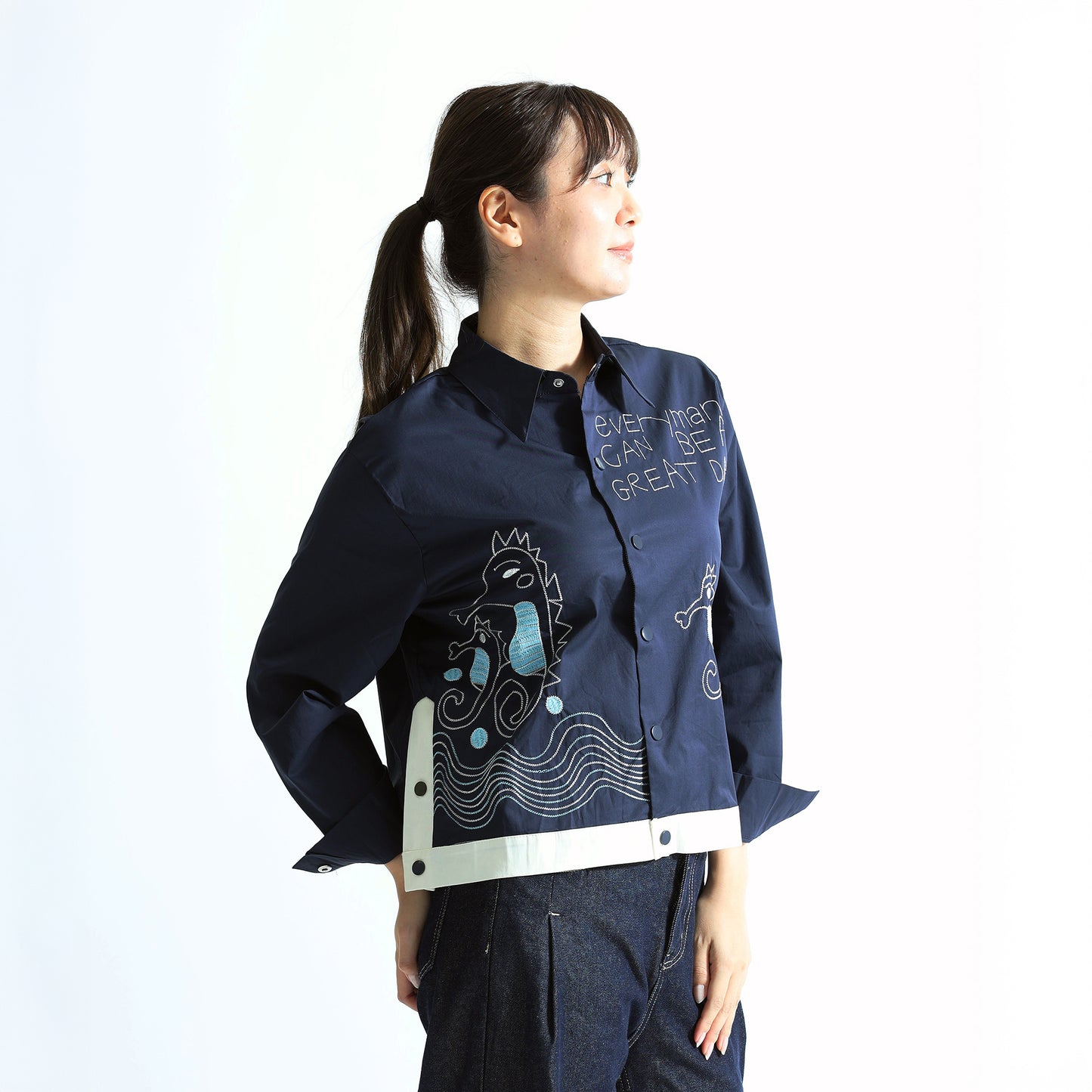 大人の遊び心。刺繍デザイン コットンシャツブルゾン