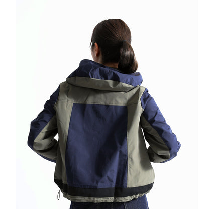 マルチパターンの配色切り替え フーデッド・マウンテンパーカー