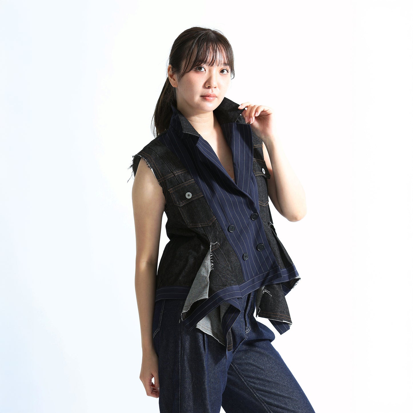 ピンストライプ切り替え 再構築 デニムベスト（アシンメトリーヘム）