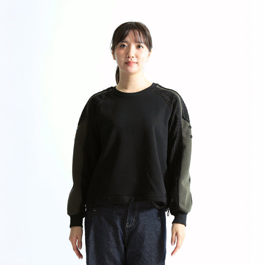 カットワークレース切替 飾りボタン付き ラグランスリーブトップス（全4色）