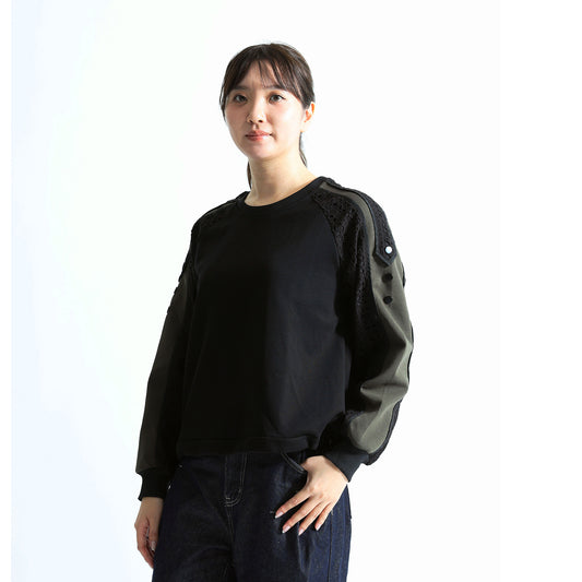 カットワークレース切替 飾りボタン付き ラグランスリーブトップス（全4色）