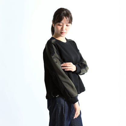 カットワークレース切替 飾りボタン付き ラグランスリーブトップス（全4色）