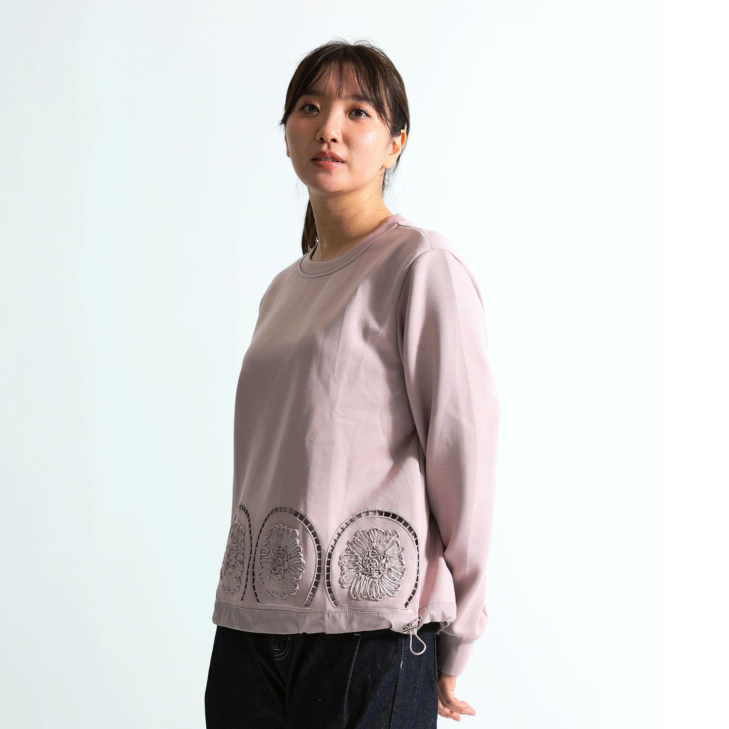 裾エンブロイダリー刺繍 ドローストリング デザイントレーナー