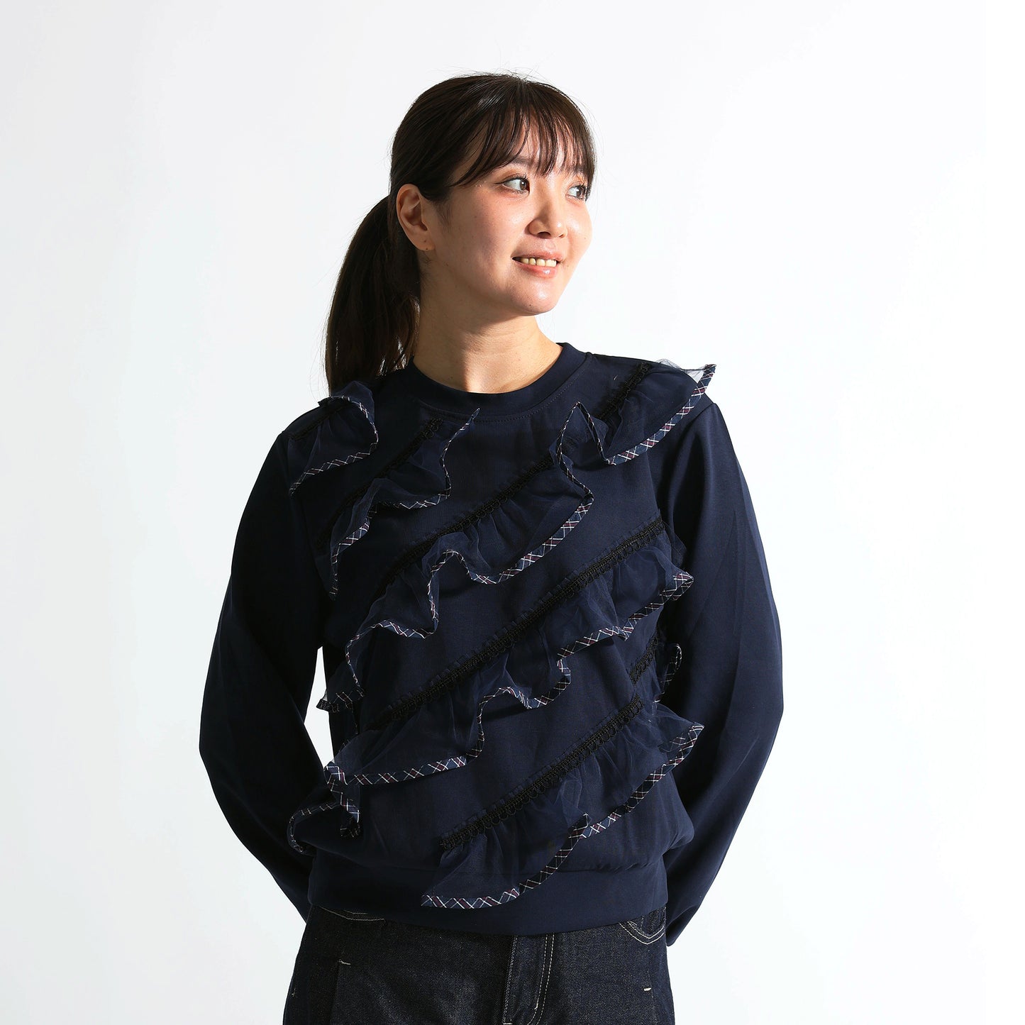 斜めシアーフリル バイカラーパイピング デザイントップス（全3色）