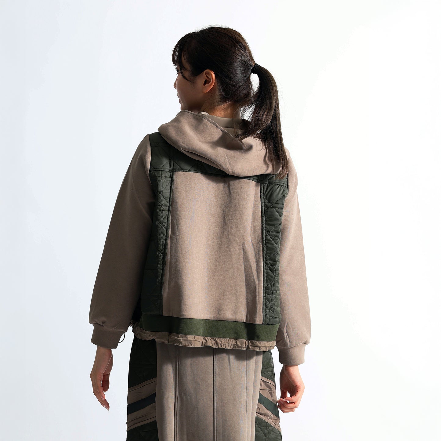 ハイブリッド・ダイヤモンドキルト フーデッドジャケット