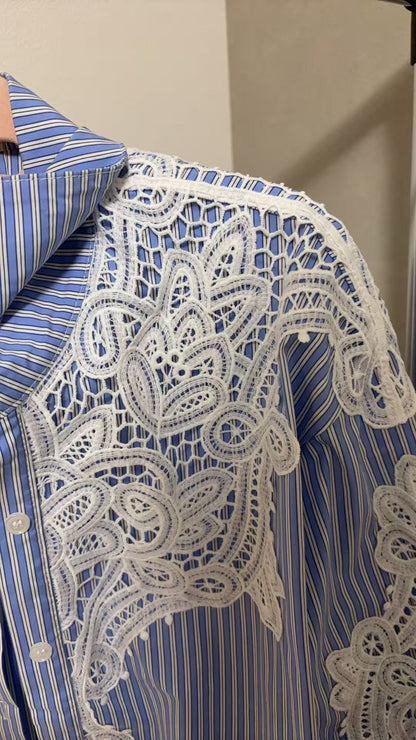 Lace-switched design shirt/striped 