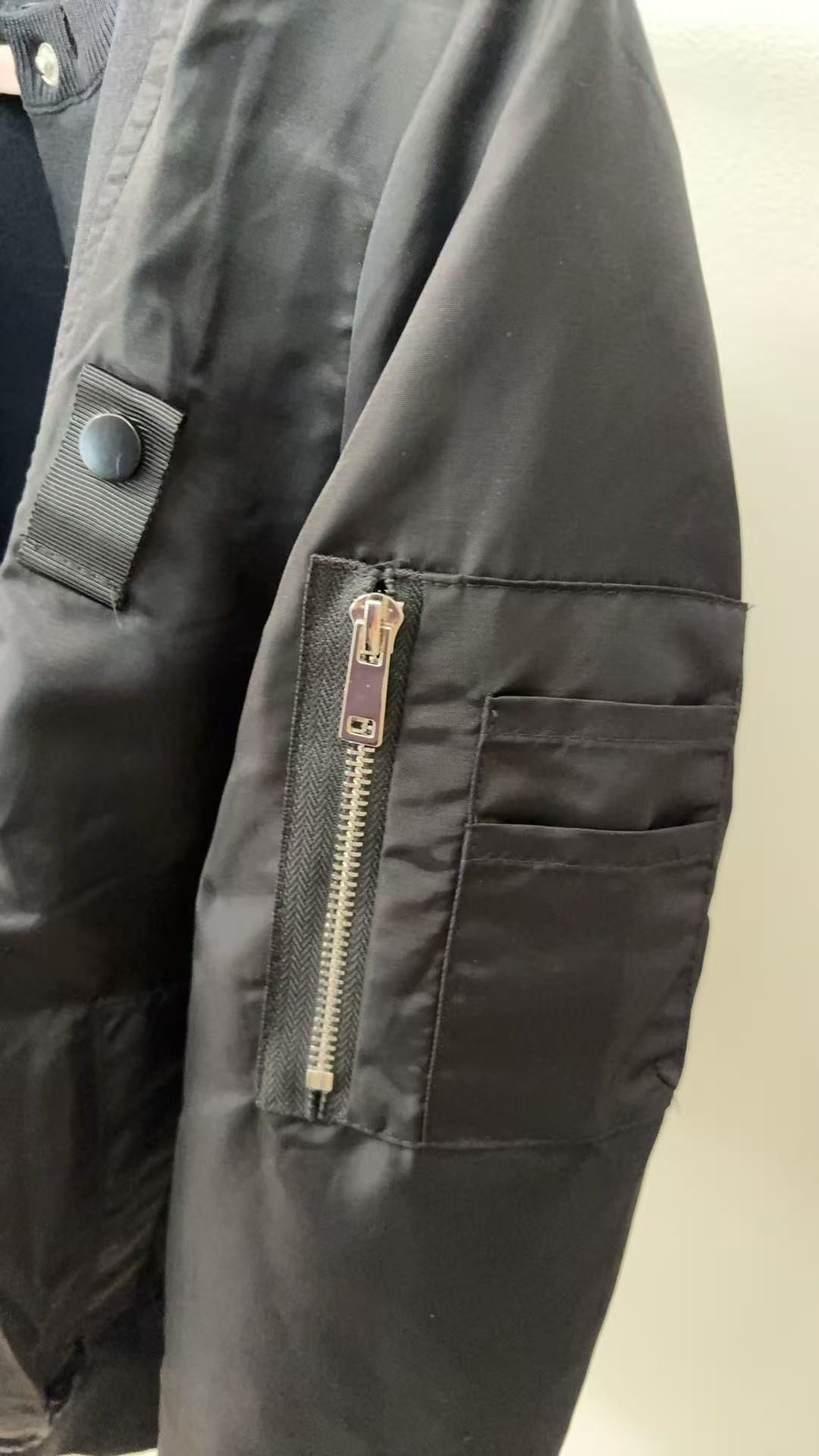 ハイブリッド ニット ボンバージャケット