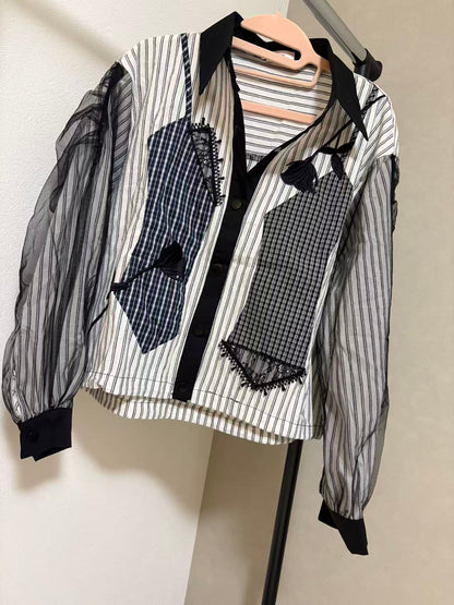 大人の遊び心を纏う。チェック切替×チュールスリーブ ストライプシャツ